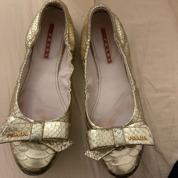 Prada gold snakeskin flats - Picture 3 of 5